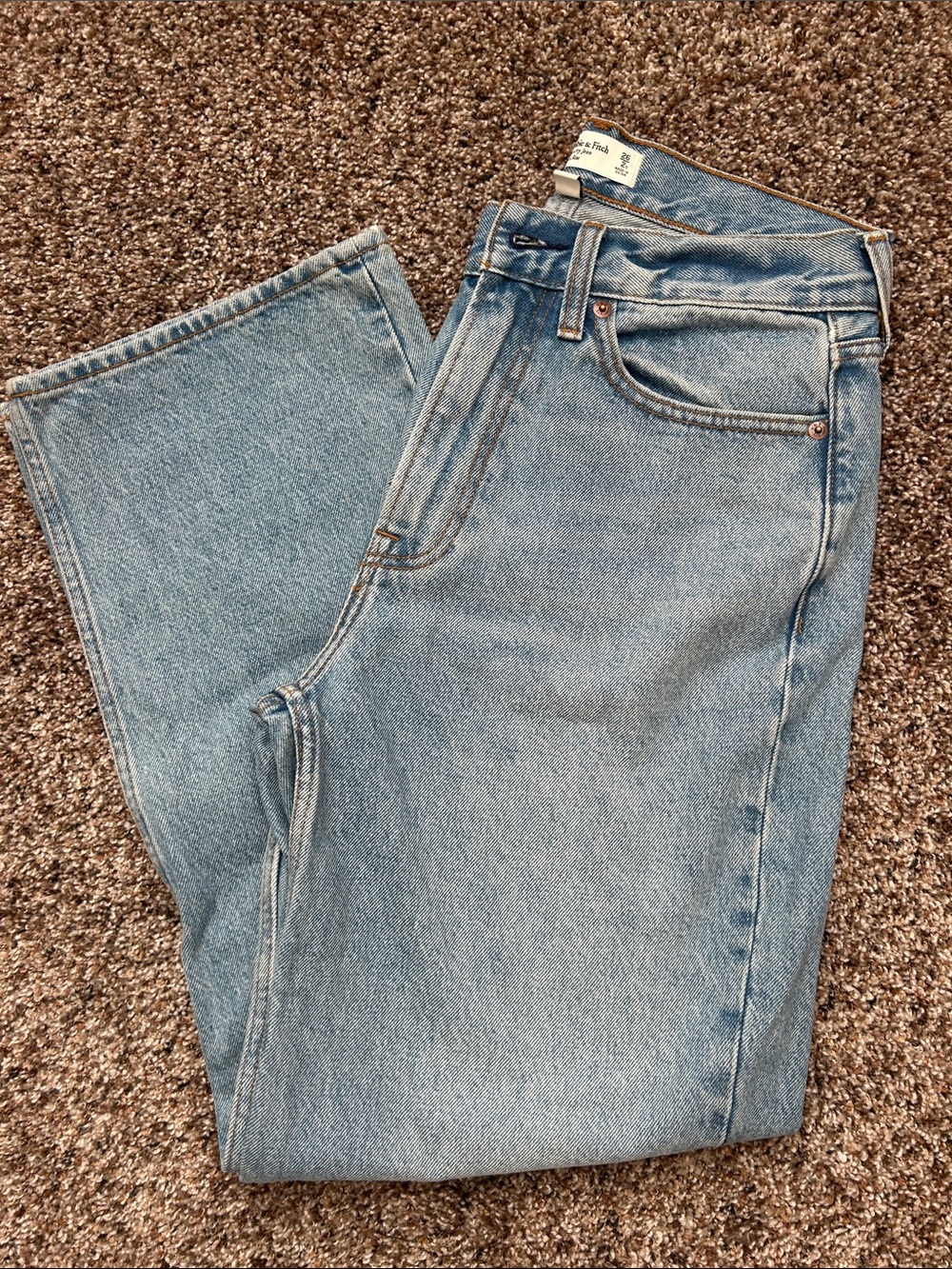 Abercrombie & Fitch the slouchy jean mid rise curve love 26/2s